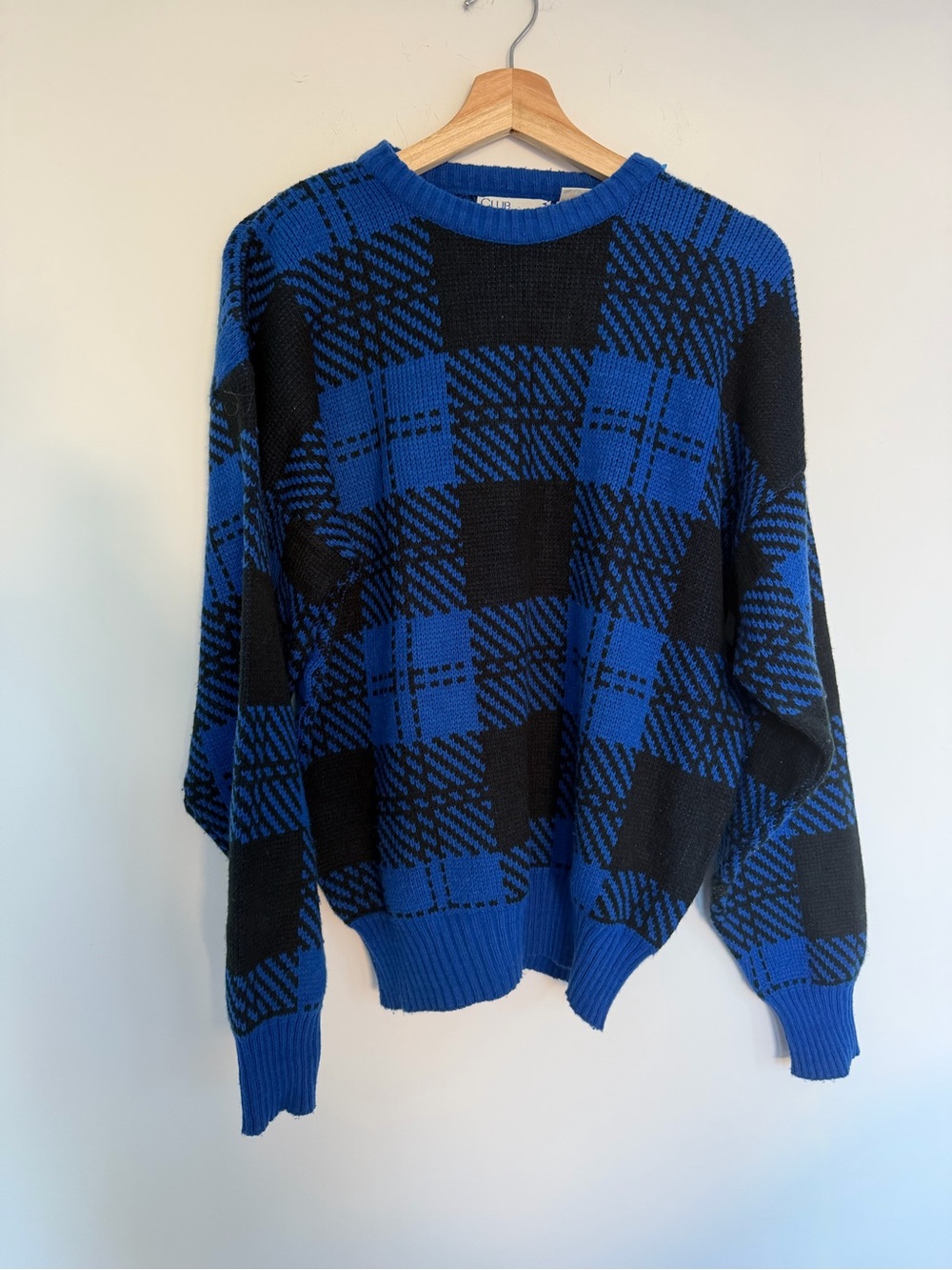 Blue and Black Plaid Crewneck Sweater - vintage buffalo check size M